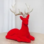 Renifer jeleń welurowa figurka świąteczna czerwona 23cm