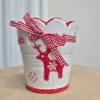 Osłonka na doniczkę ceramiczna biało-czerwona świąteczna renifer kokarda