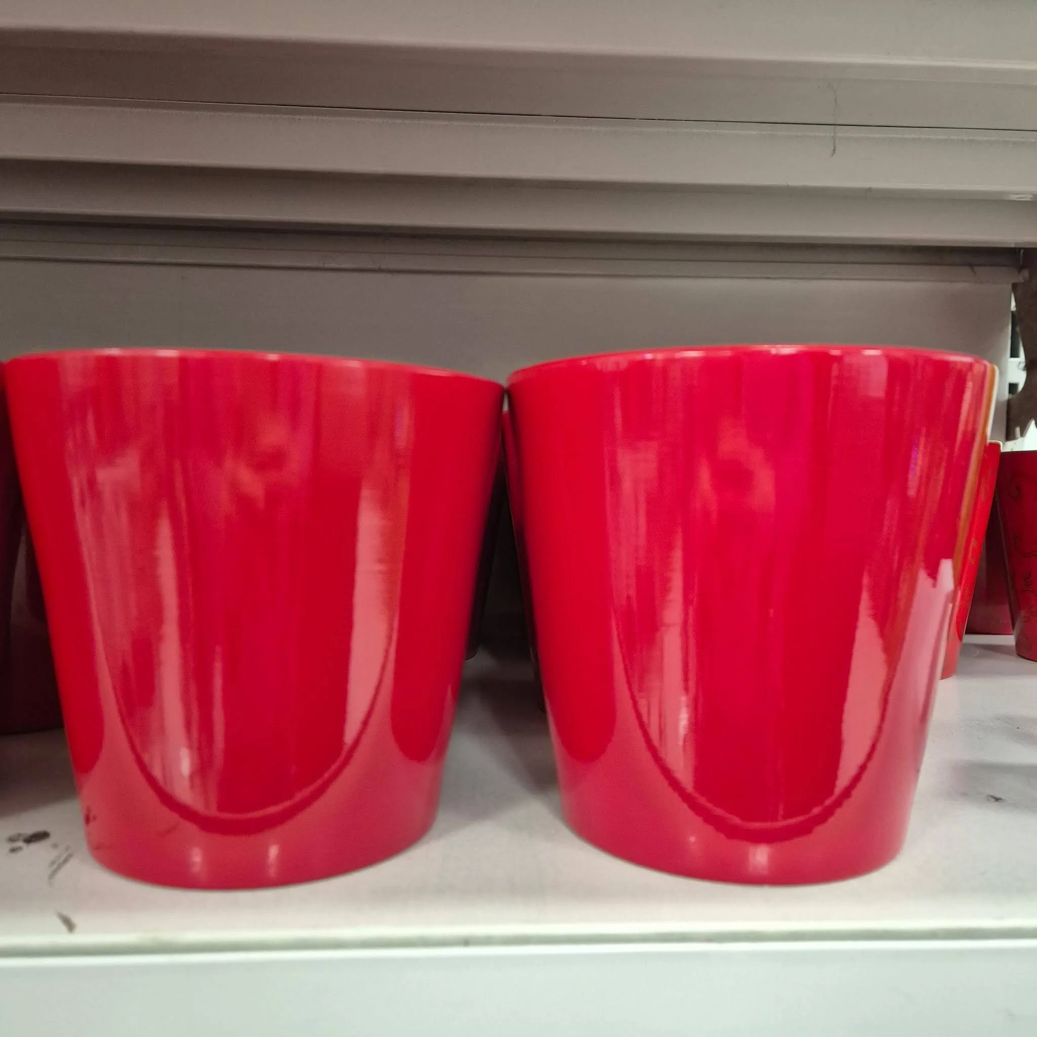 Osłonka ceramiczna czerwona połysk