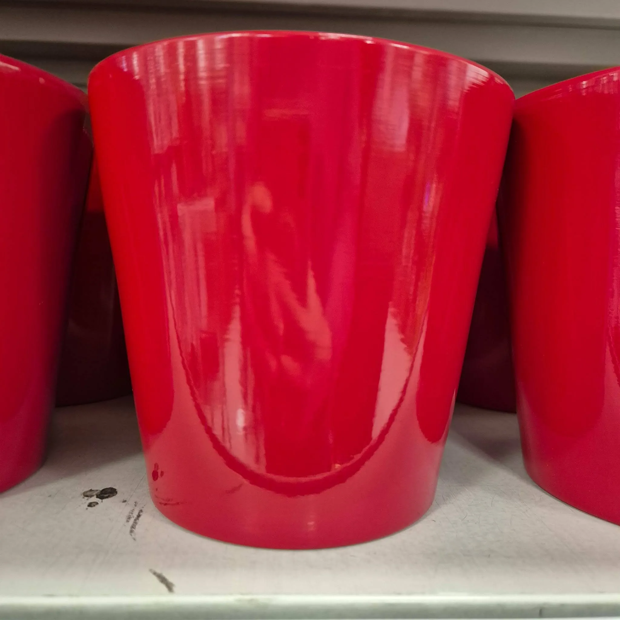 Osłonka ceramiczna czerwona połysk