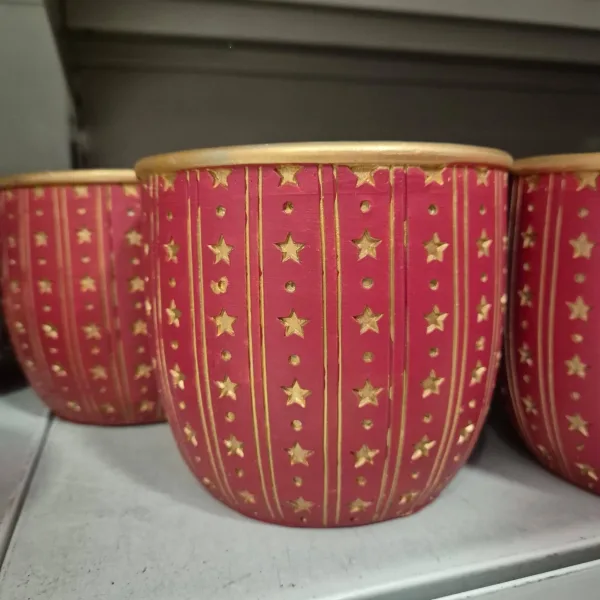 Osłonka na doniczkę ceramiczna czerwona świąteczna w złote gwiazdki 12cm