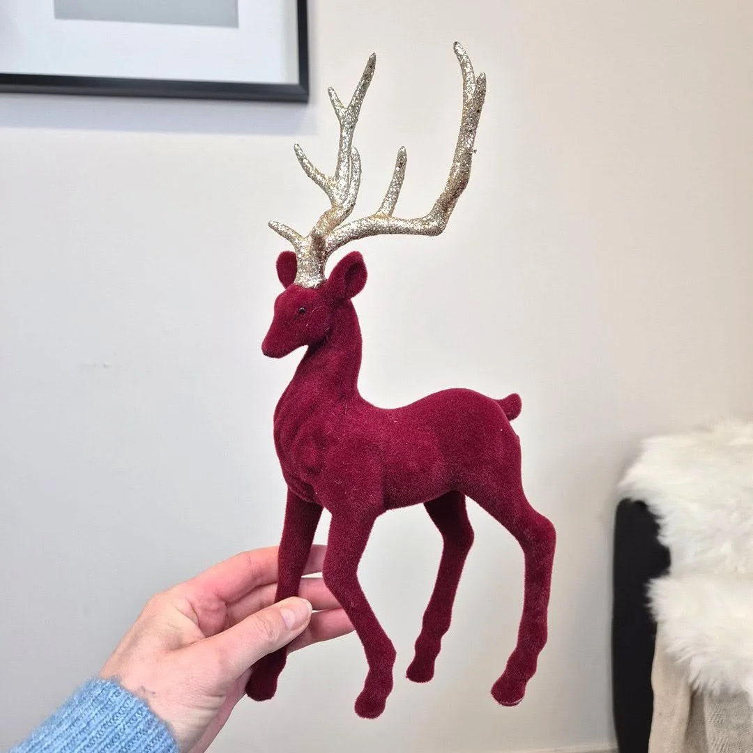 Renifer jeleń welurowa figurka świąteczna bordowa 32cm