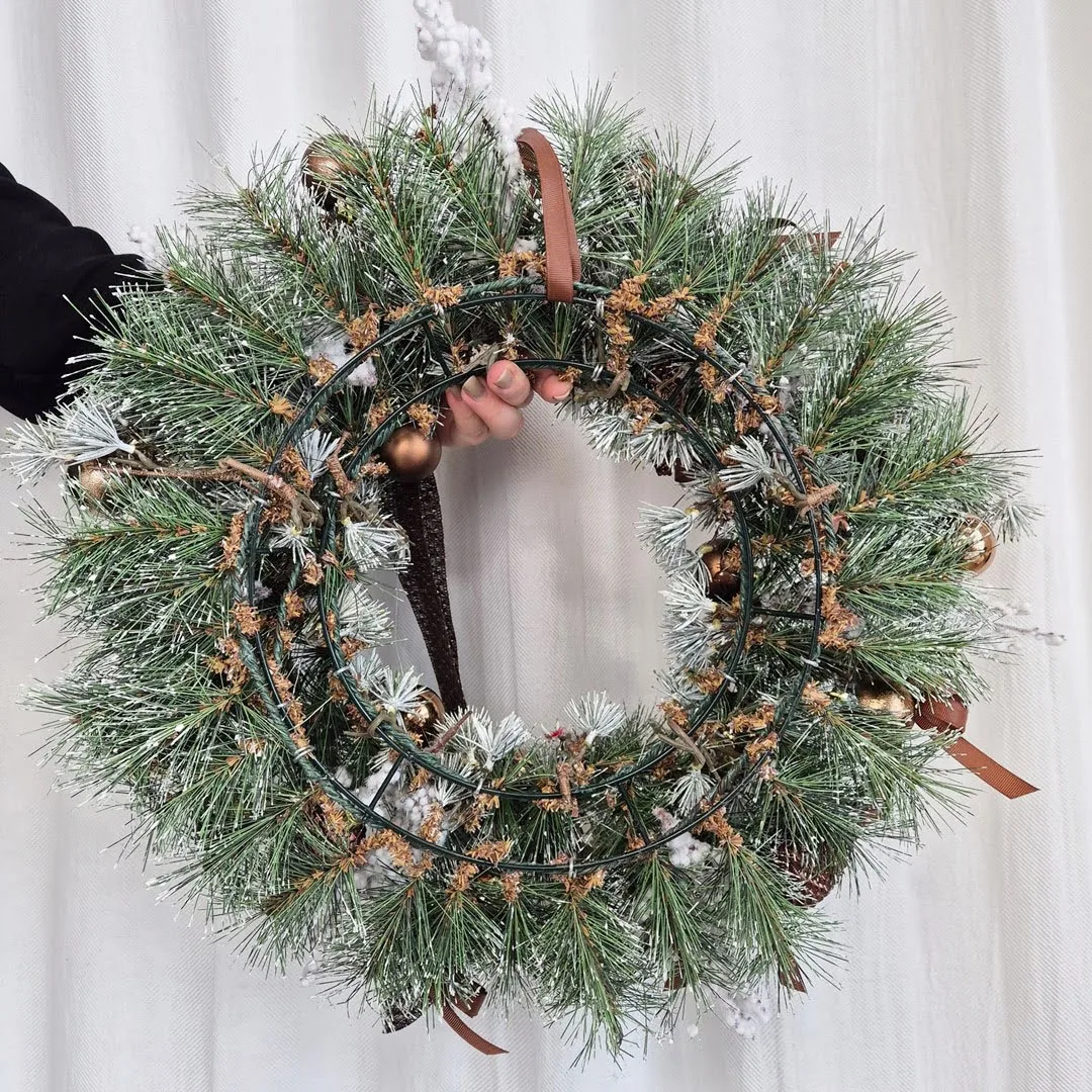 Wianek na drzwi świąteczny bożonarodzeniowy sztuczny brązowy 55cm