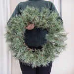 Wianek na drzwi świąteczny zimowy z gałązek jodły sztuczny 50cm