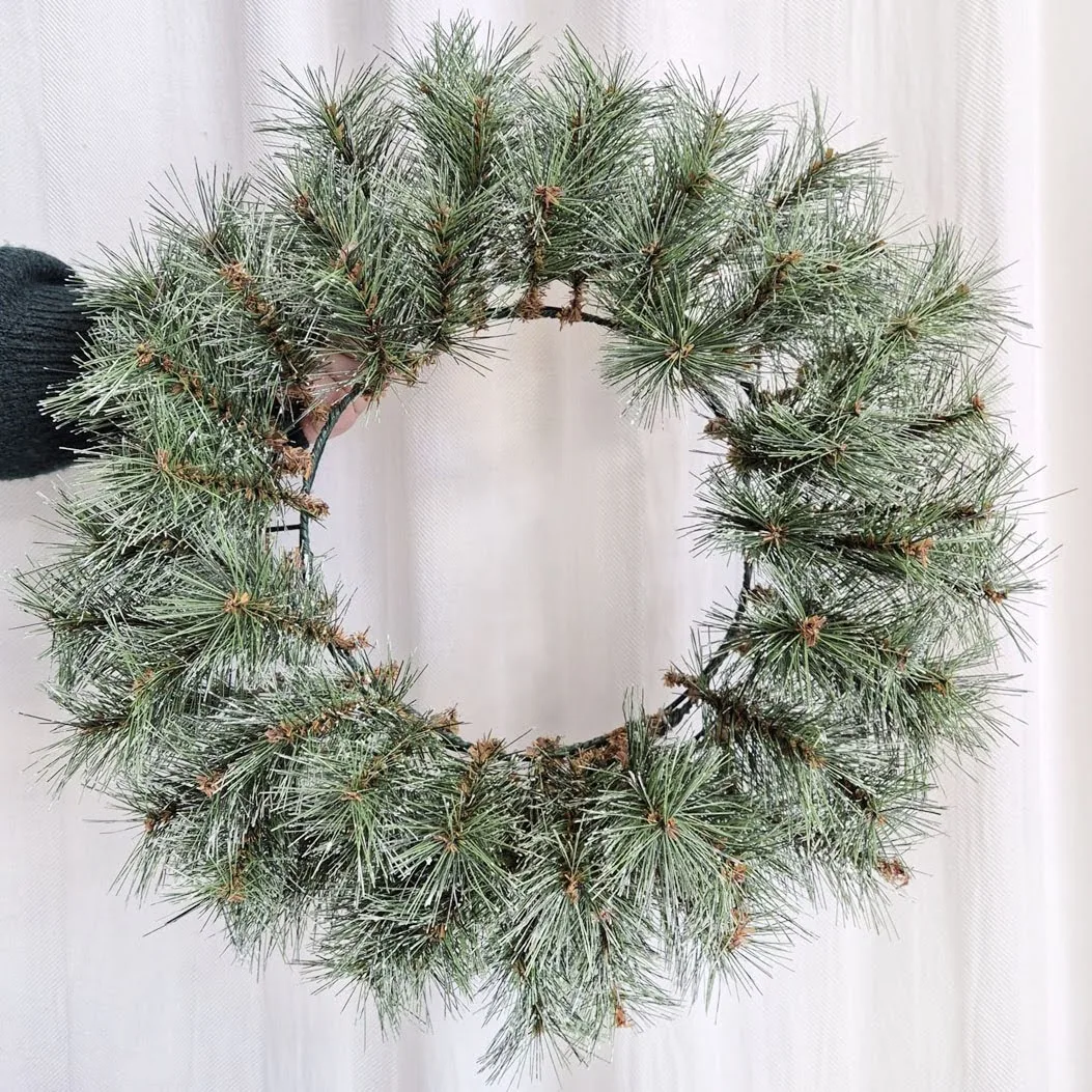 Wianek na drzwi świąteczny zimowy z gałązek jodły sztuczny 50cm