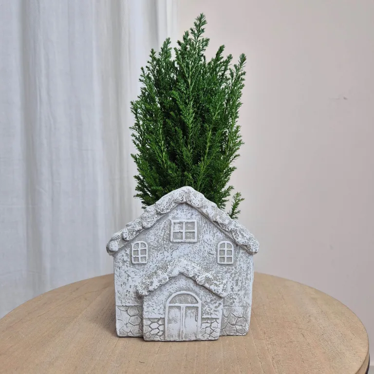 Osłonka na doniczkę betonowa beżowa w kształcie domku 12,5x7cm