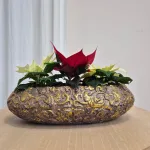 Osłonka na doniczkę betonowa brązowa ze złotymi zdobieniami 20x10cm