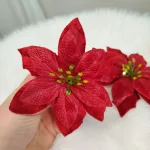 Poinsecja, gwiazda betlejemska czerwona na klipsie 2szt