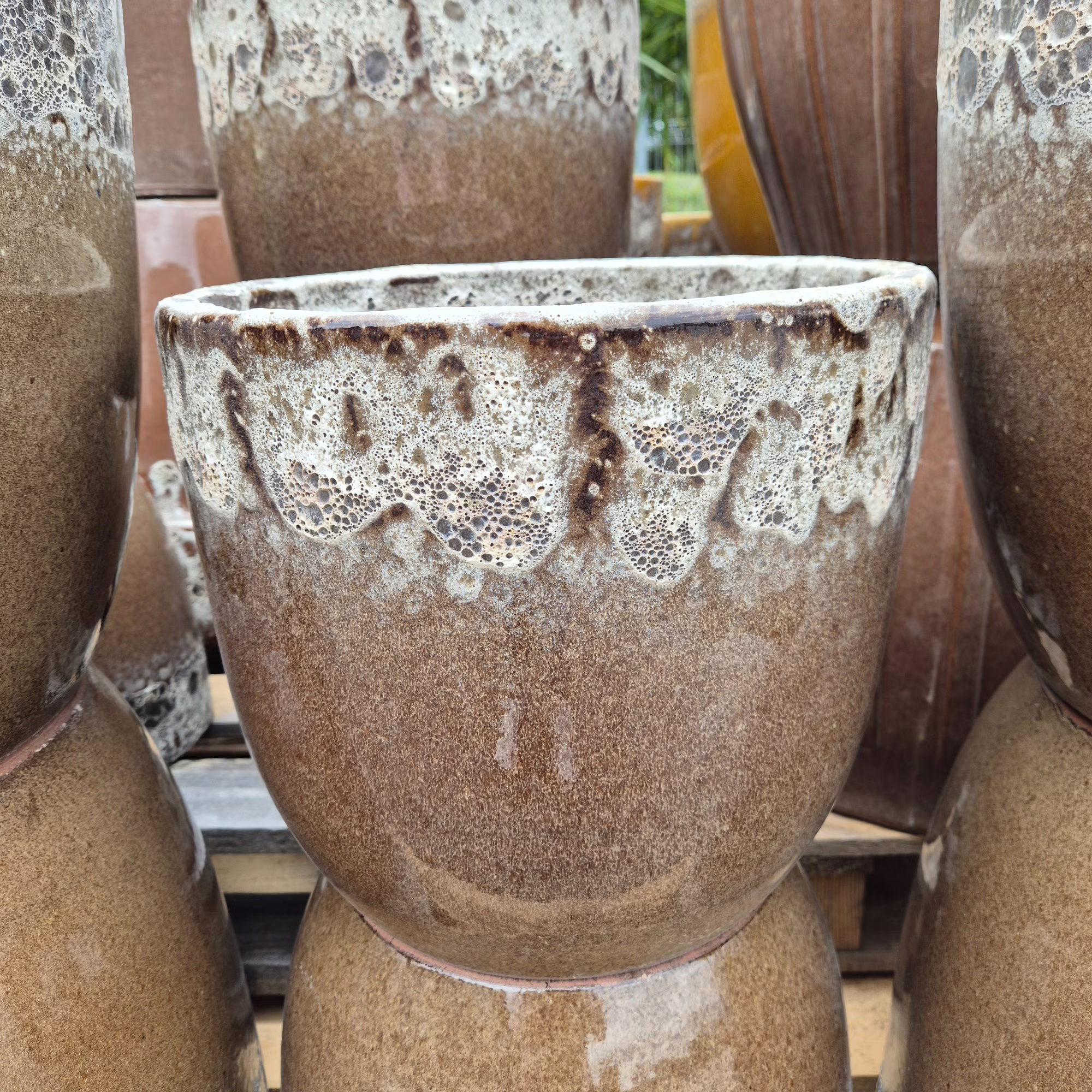 Doniczka ceramiczna brązowa z efektem lawy wulkanicznej 30cm