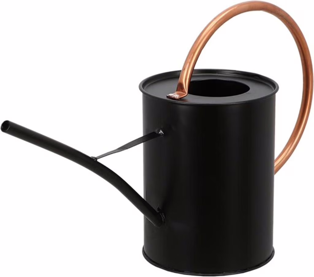Konewka metalowa czarna z miedzianymi detalami